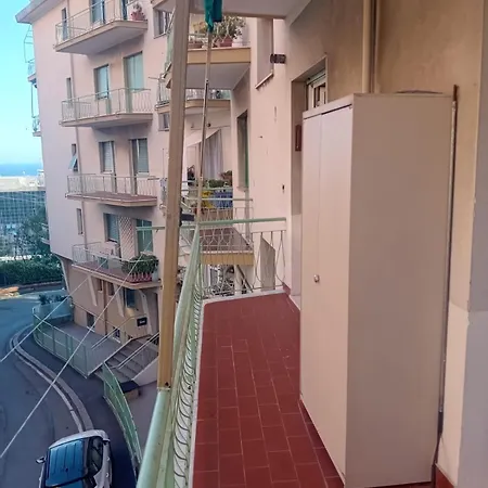 A Sampierdarena Génova